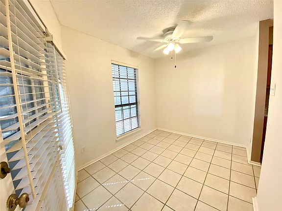 3rd image of 1911 Chasewood Cir APT 109