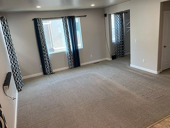 5th image of 3678 W Golden Sky Ln