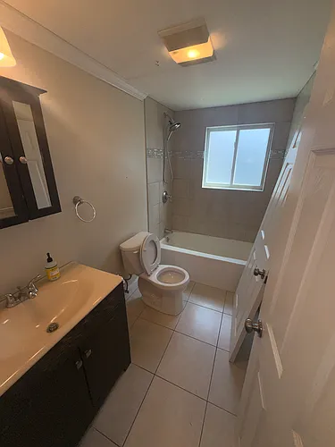 51 Plover Rd #D Photo 1 51 Plover Rd #D Photo 1