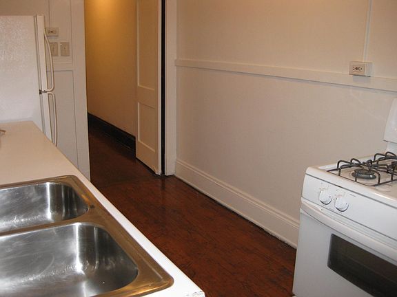 5th image of 1499 Coutant Ave
