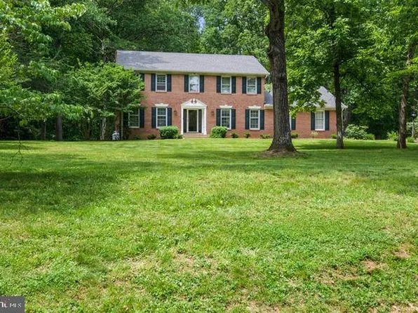 7472 Waters Pl, Warrenton, VA 20187