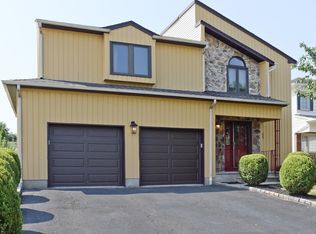 232 Parkside Dr, Union, NJ 07083