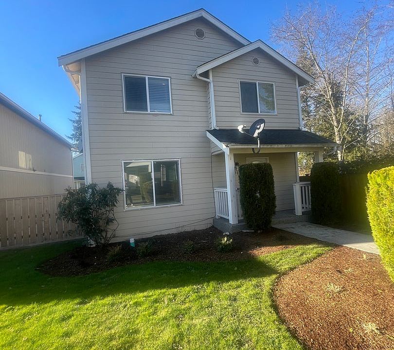 1st image of 8705 8th Pl NE