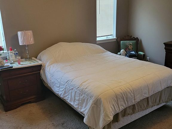 2nd image of 1803 Stone Manor Cir