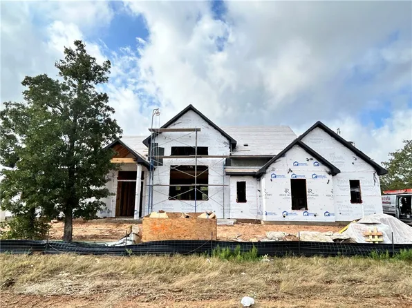 4404 Selby Ct, College Station, TX 77845