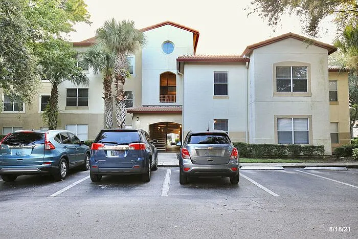 827 Camargo Way #207