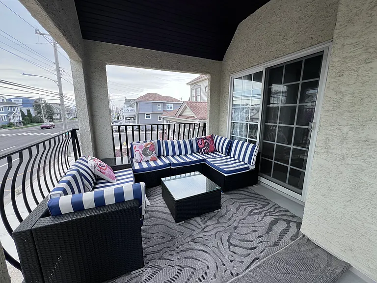 7005 Atlantic Ave — Photo 15