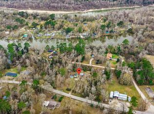 262 Drews Landing Rd, Goodrich, TX 77335