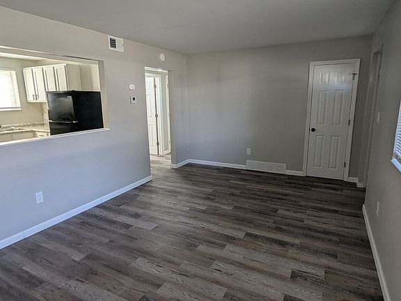 4th image of 509-515 Zahn Dr #509-A