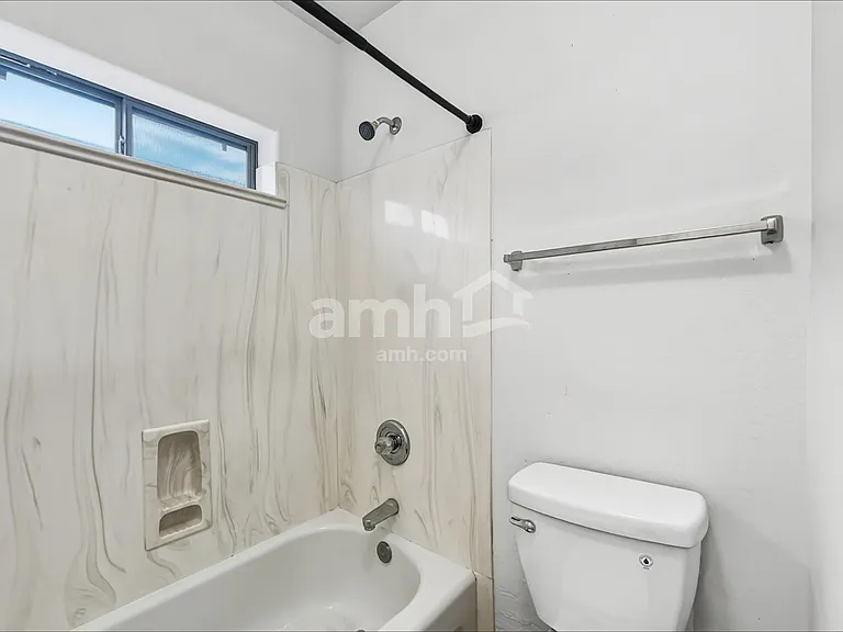 717 W Beth Dr — Photo 14