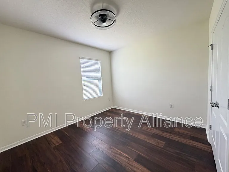 131 Bella Dr — Photo 7