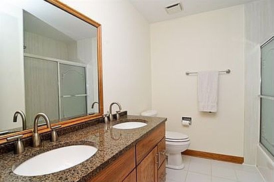 3rd image of 1575 Buckthorn Dr