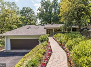 8204 Lilly Stone Dr, Bethesda, MD 20817