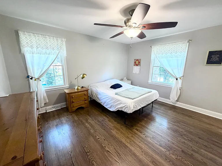 214 Holly Ave — Photo 12
