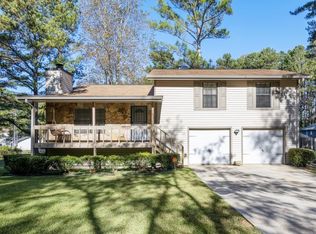 6203 Wellington Dr, Union City, GA 30291