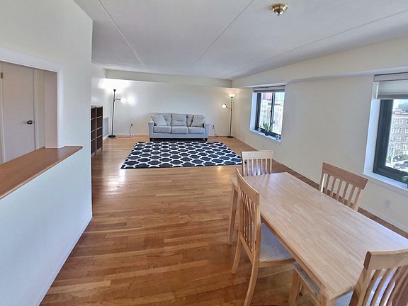 4th image of 1243 Beacon St #7A-1