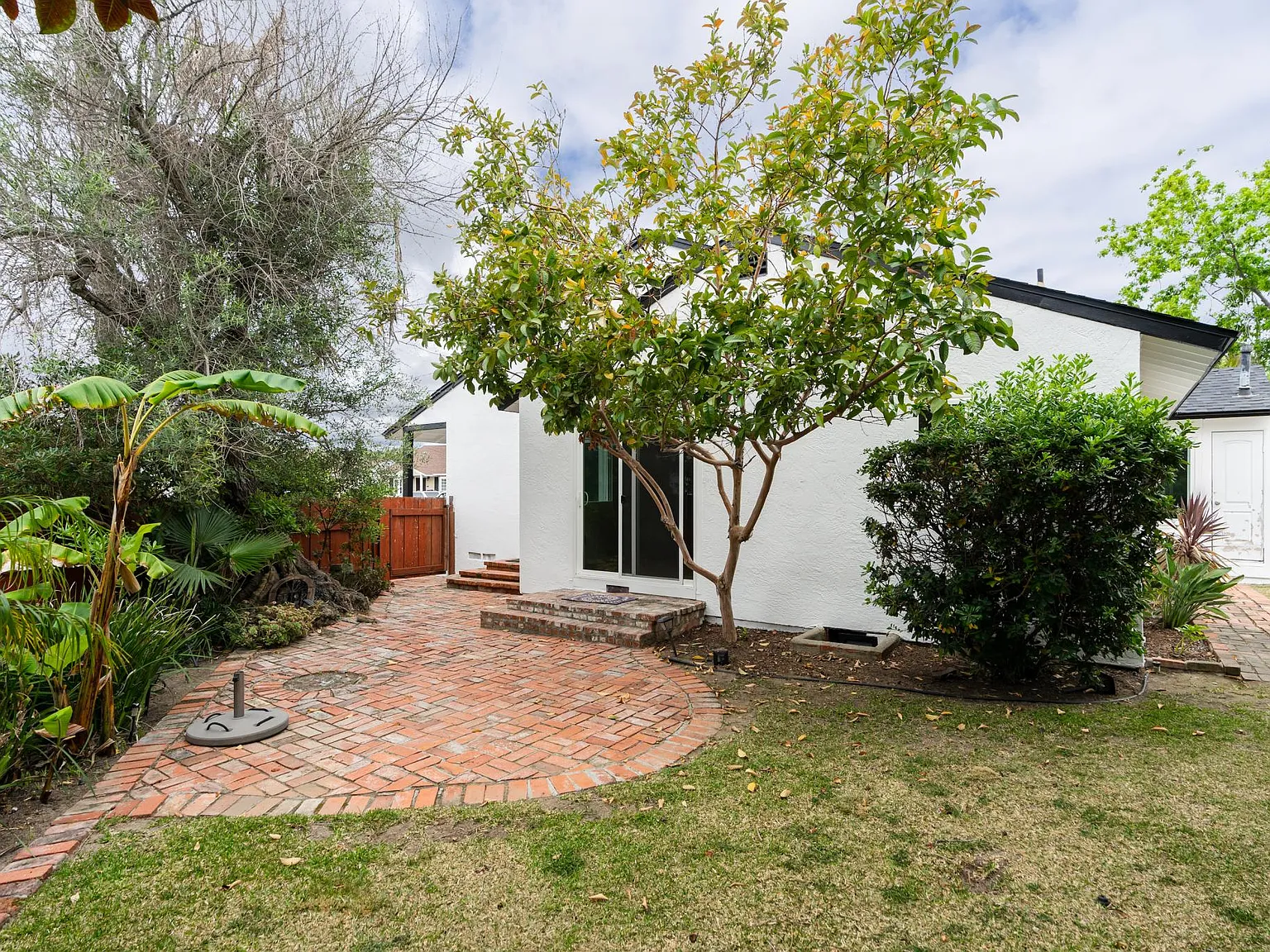 3301 Wisteria Dr — Photo 3