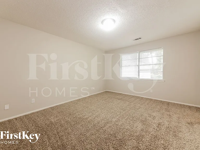 1109 Atlanta Dr — Photo 9