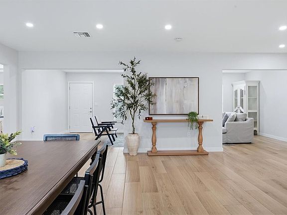 4th image of 4411 BENEVA ROAD