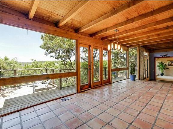 4th image of 908 Terrace Mountain Dr
