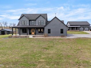 285 Easton Ln, Bloomfield, KY 40008