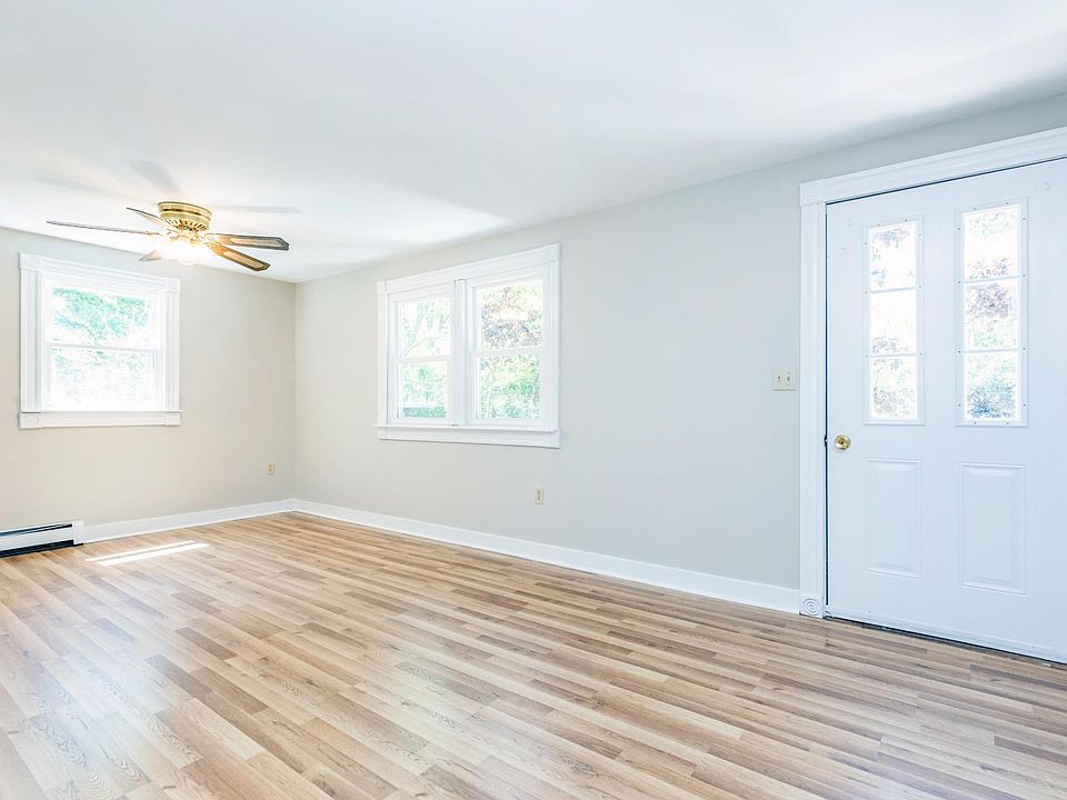 1012 Church Ct, Woburn, MA 01801 Zillow