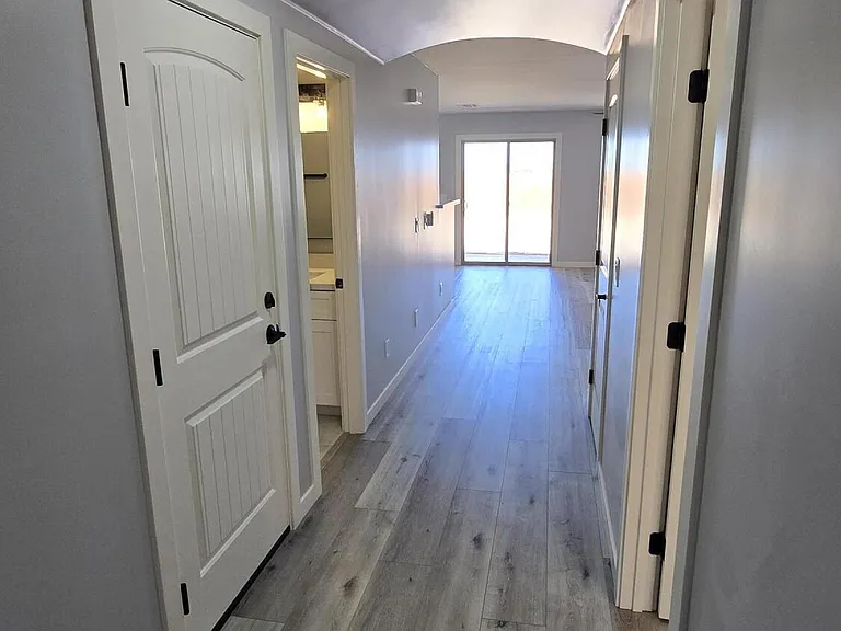 23451 N El Frio Ct — Photo 5