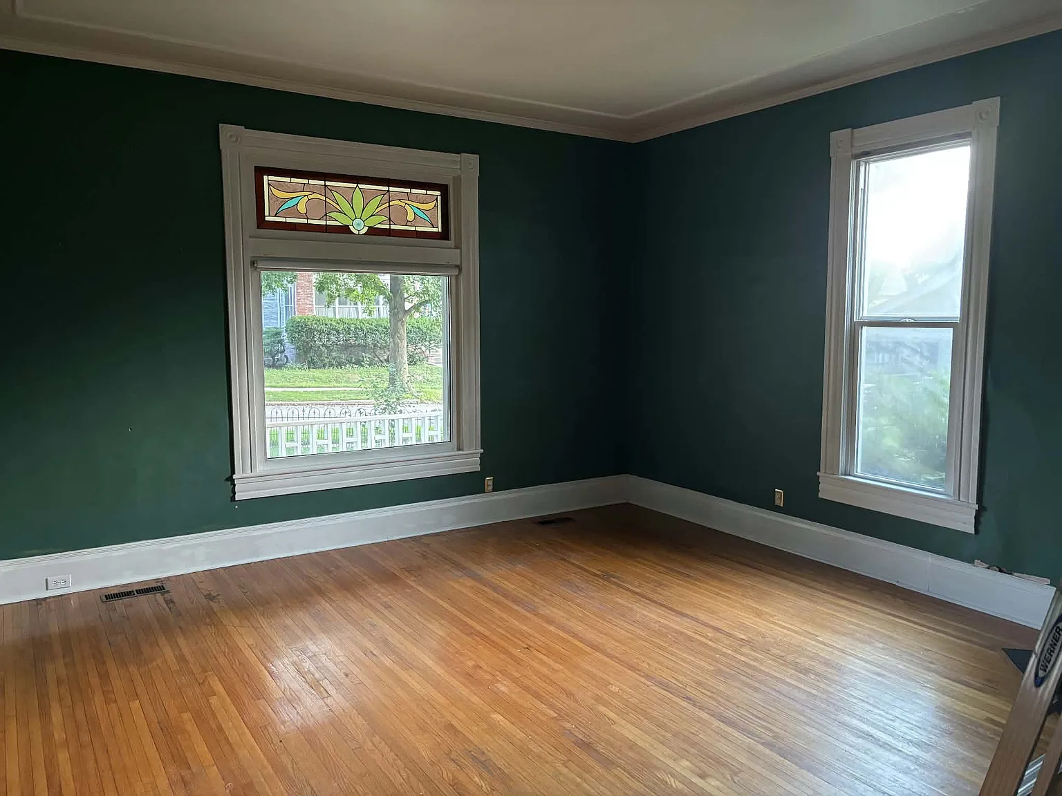 4 bed, 2.5 bath, 2313 sqft, $2,300 — Photo 4