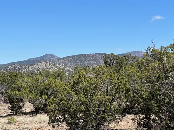 62 Turquoise Dr, Sandia Park, NM 87047