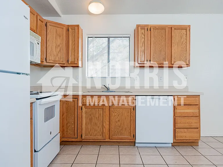 12503 W Madero Dr — Photo 7