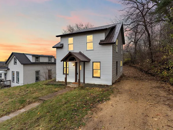 325 Buchanan St, Red Wing, MN 55066