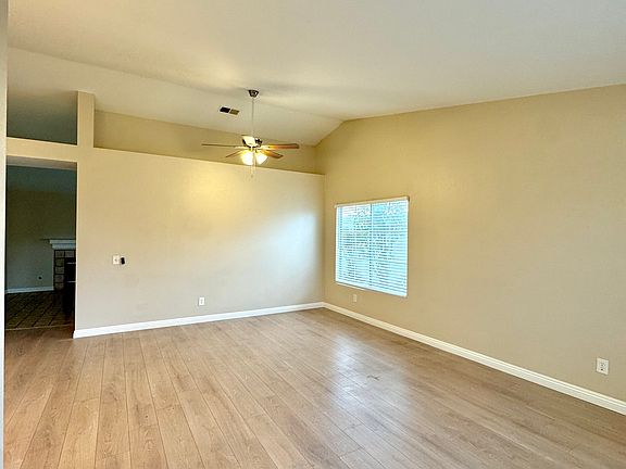 3rd image of 44905 Camino Alamosa
