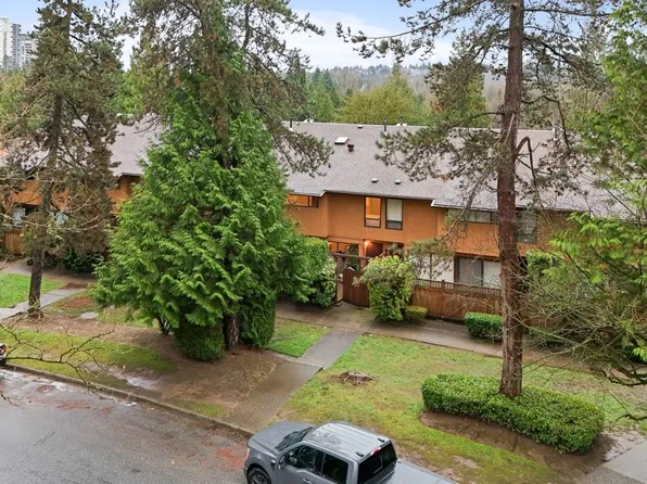9024 Centaurus Cir, Burnaby, BC V3J 1C2
