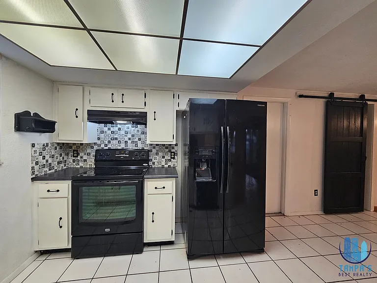 4715 Madison St — Photo 9