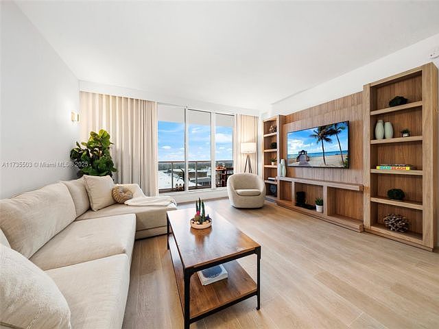 1st image of 2301 Collins Ave #11281129