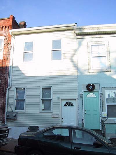 1st image of 1121 Pleasant St #1/2A