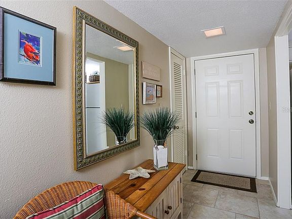 3rd image of 1900 Benjamin Franklin Dr #104ARL