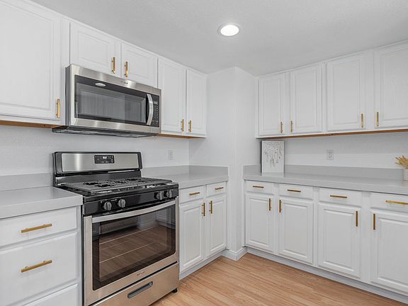 5th image of 73544 Didsbury Dr