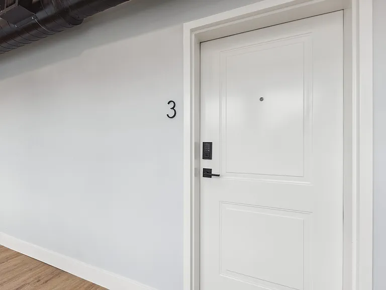 6011 Madison Rd #3 — Photo 1