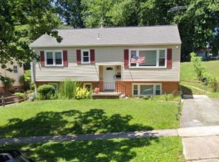 2921 Faulkner Pl, Kensington, MD 20895