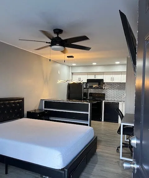 401 Smith Dr #STREETC1 — Photo 3