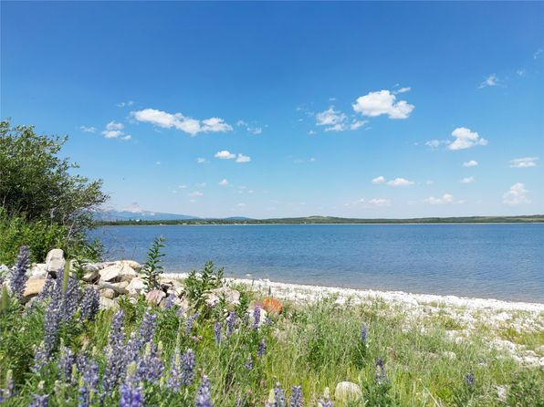 7 S Shore Rd, Babb, MT 59411