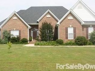 121 Sandridge Dr, Toney, AL 35773