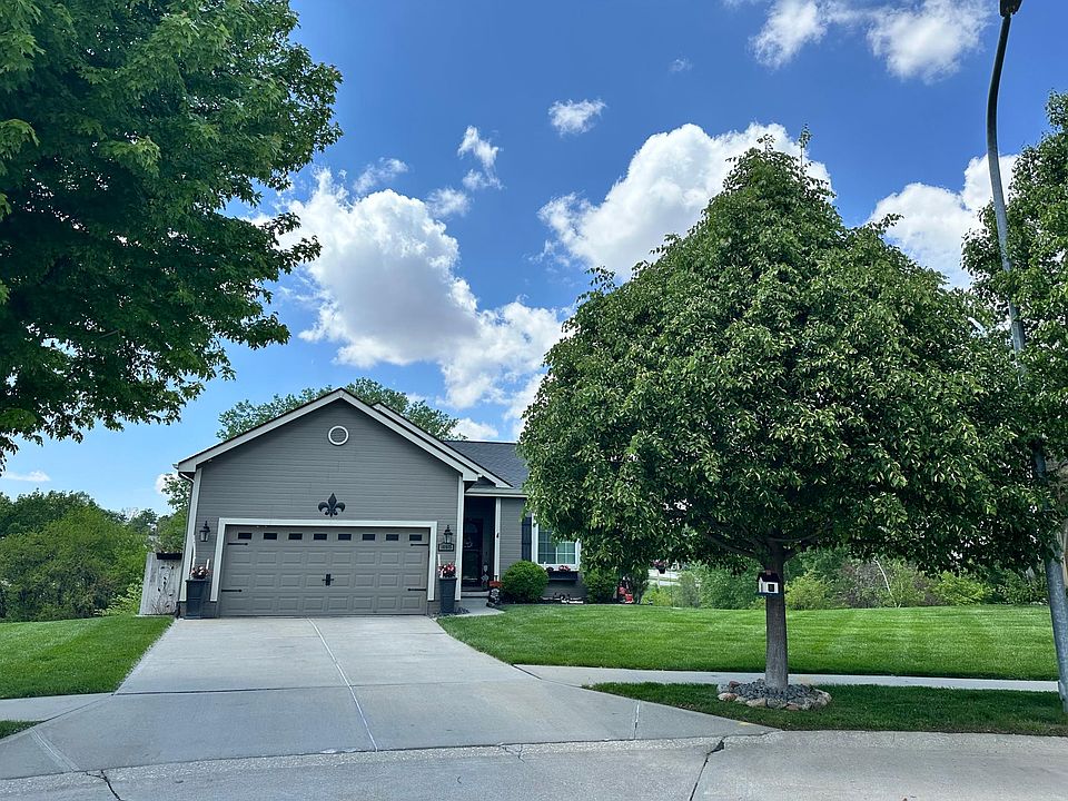 1st image of 16515 Camden Cir