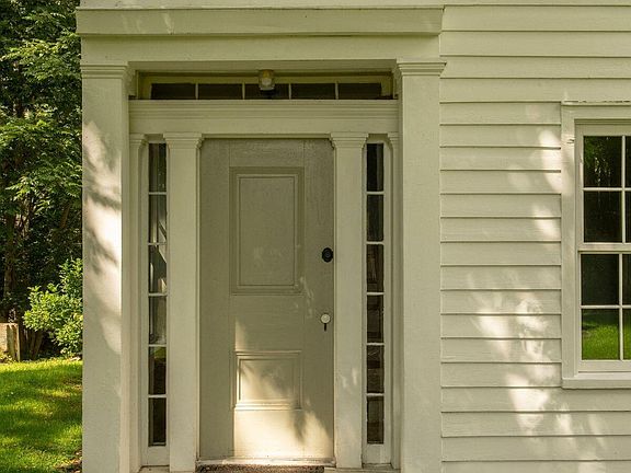 4th image of 203 Big Woods Road