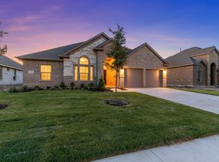 3703 Rolling Meadows Dr, Midlothian, TX 76065