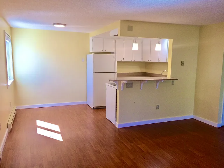 1301 Iowa St #18 — Photo 1