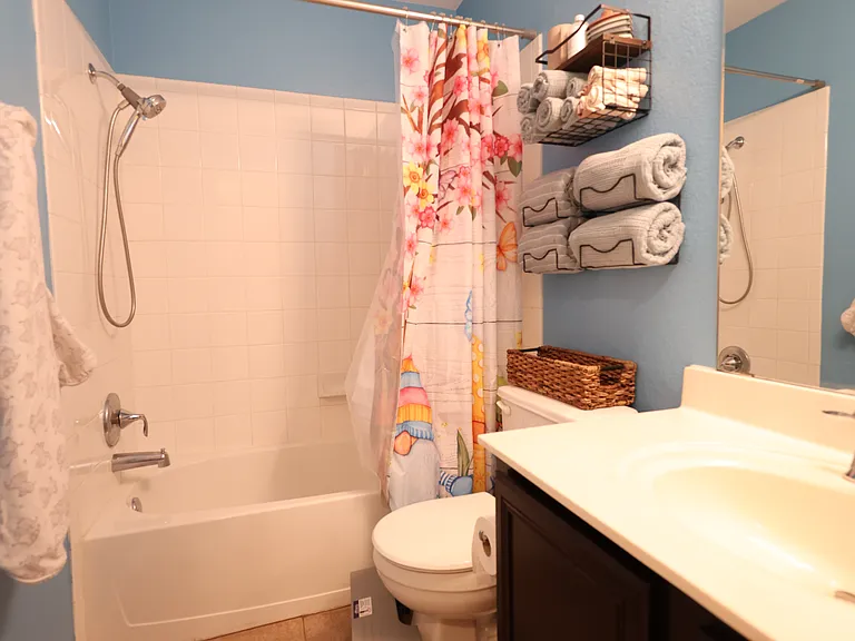 4915 Lions Gate Ln — Photo 16