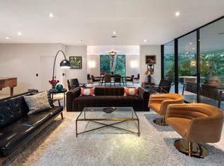 10556 Fontenelle Way, Los Angeles, CA 90077