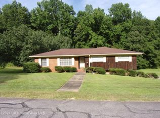 1968 Luann Dr, Alexander City, AL 35010